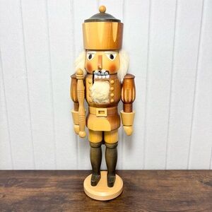 Nutcracker NATURAL WOOD KING SN‎ Seiffener Christian Ulbricht Made in Germany